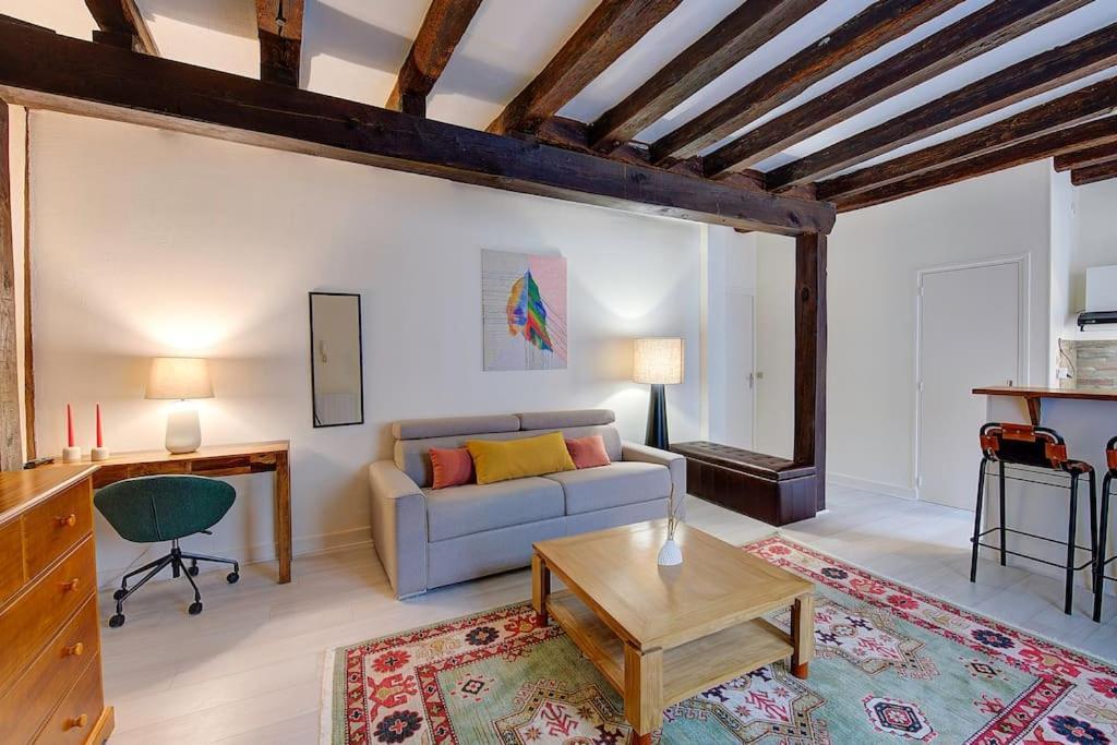 Apartament Chic Et Cosy - Arrivee Autonome Tours Zewnętrze zdjęcie